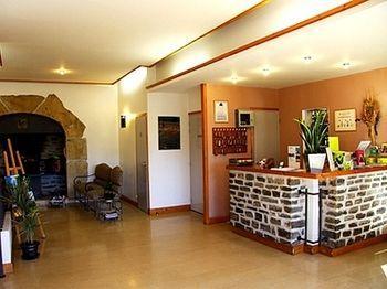 Les Chemins Francis - Modern Hotel Bagnols-les-Bains Экстерьер фото